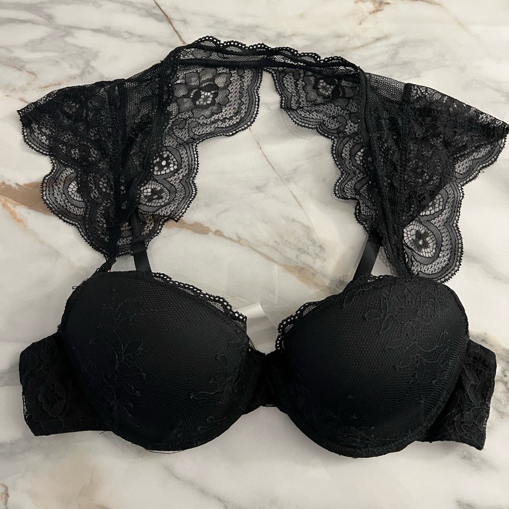 Chic Black Lace Women's Bra